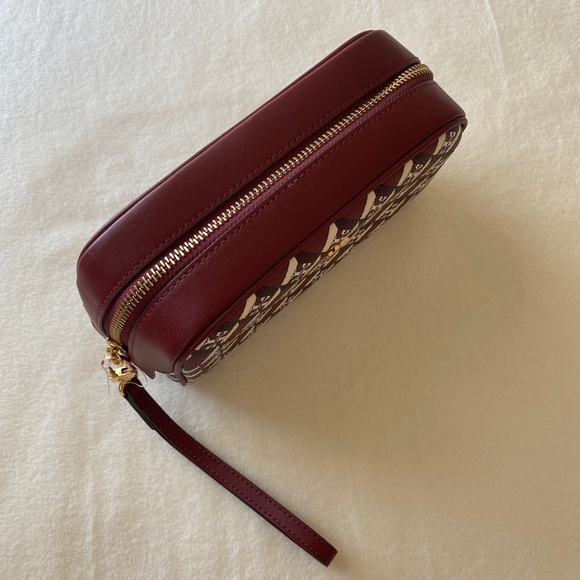 Tory Burch red Geo logo wristlet - Picture 4 of 8